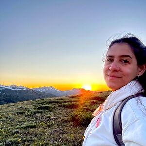 Meet your Posher, Daniela